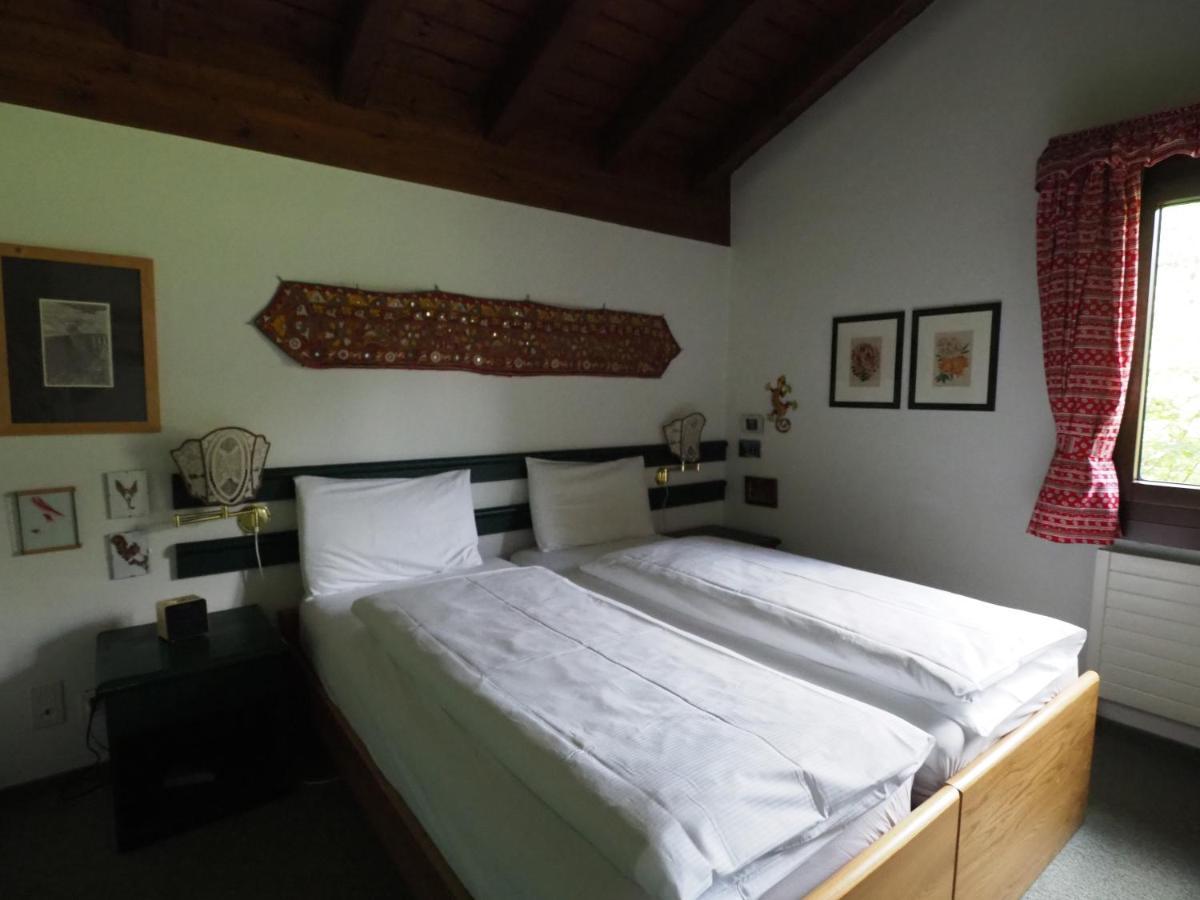 Residenz La Mora Daire La Punt-Chamues-ch Dış mekan fotoğraf