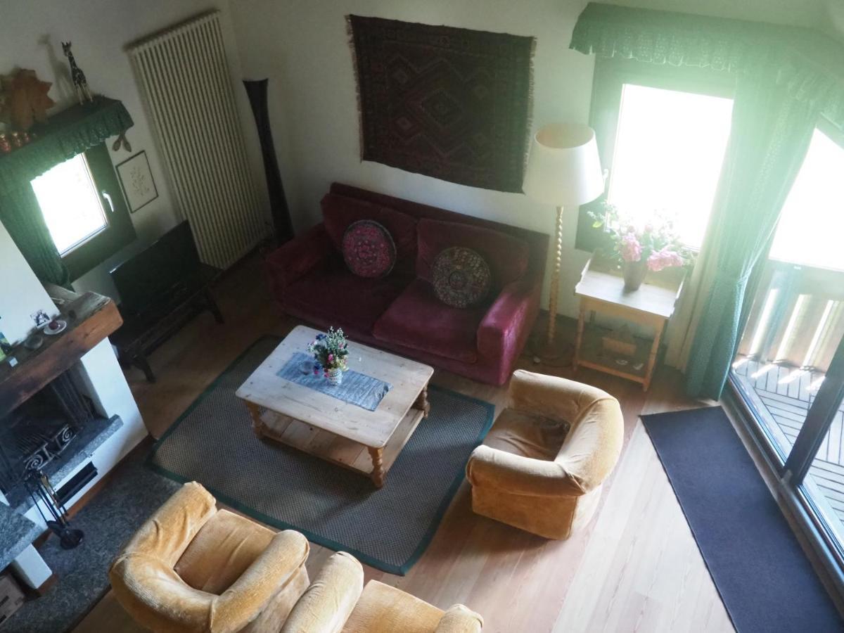 Residenz La Mora Daire La Punt-Chamues-ch Dış mekan fotoğraf